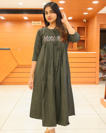 Women's Floral Embroidery Kurti - 1172